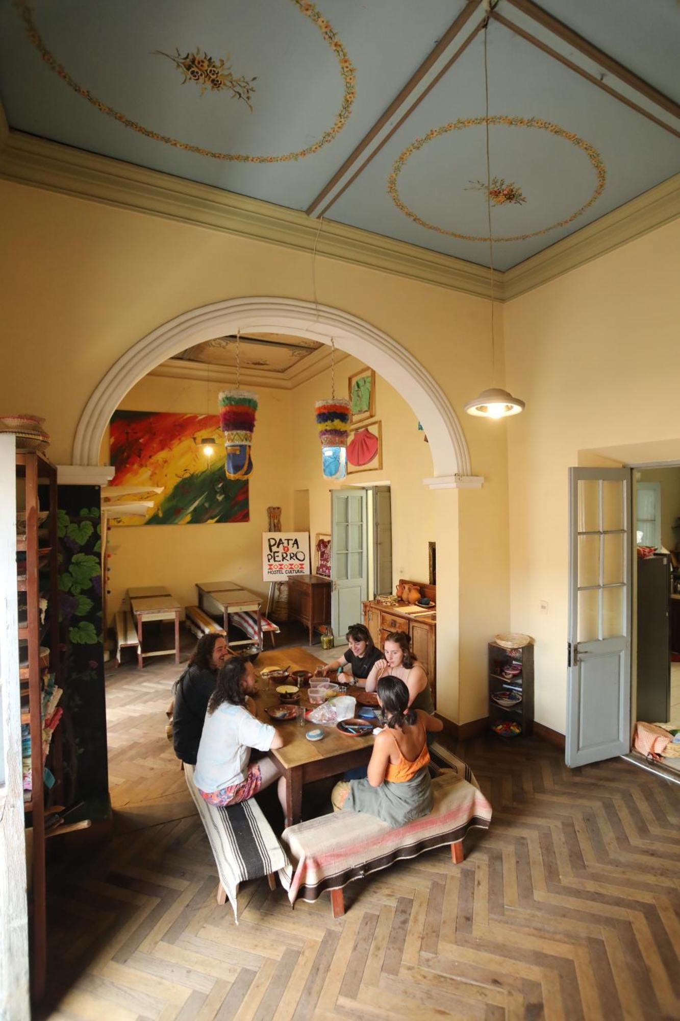 Hostel Cultural Pata Y Perro Tarija Eksteriør billede